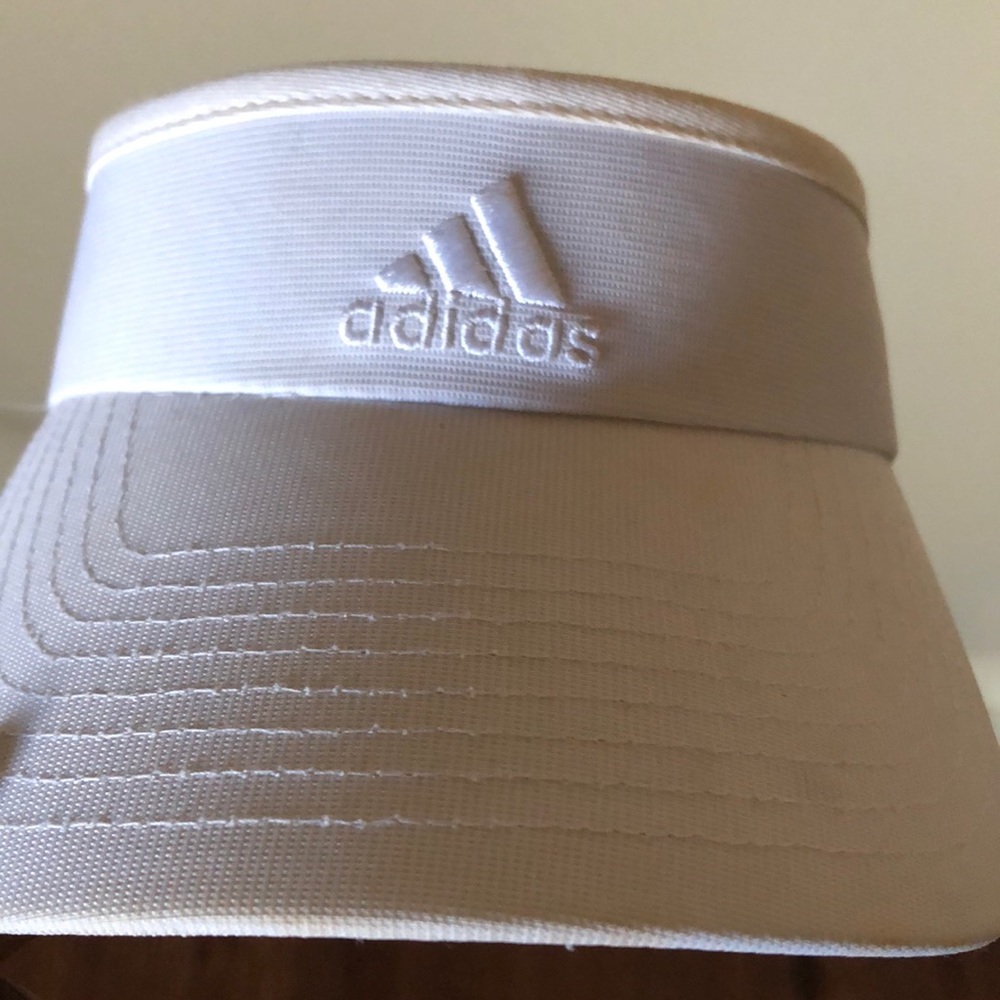 Adidas sun visor - Picture 2 of 3